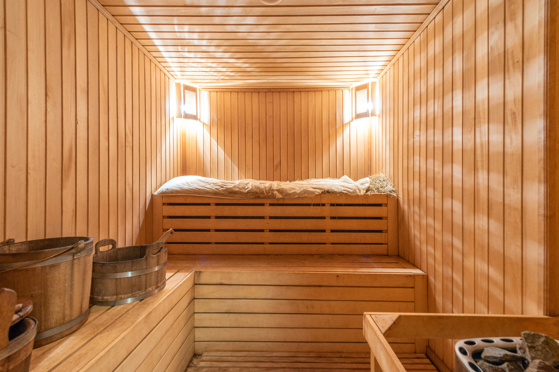 Saunas et bains froid : tout savoir sur la thérapie du contraste et ses bienfaits