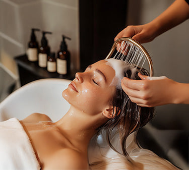 Head Spa à Paris : Où se détendre et prendre soin de ses cheveux ?